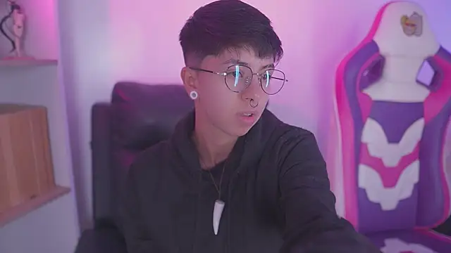 tommy blue online show from October 10, 2025, 8:30 pm