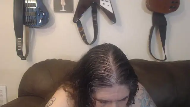 Dreaming Of Blue online show from March 7, 2025, 7:27 pm