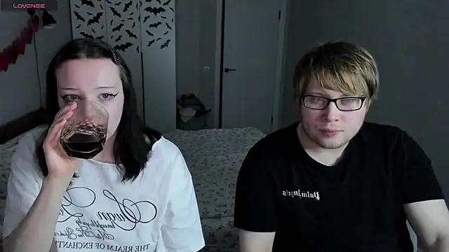 JayMollyy online show from April 21, 2026, 6:55 pm