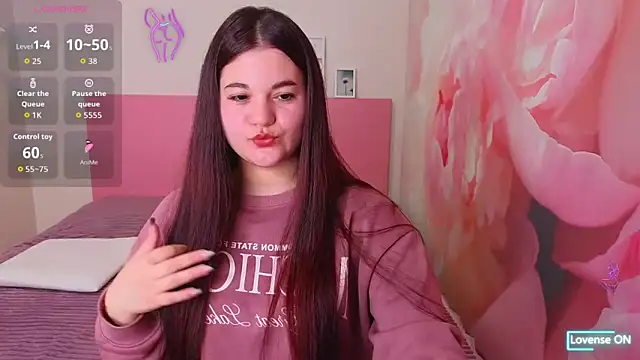 ElinaMils online show from April 25, 2026, 6:05 am