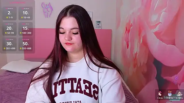 ElinaMils online show from April 27, 2026, 11:41 am