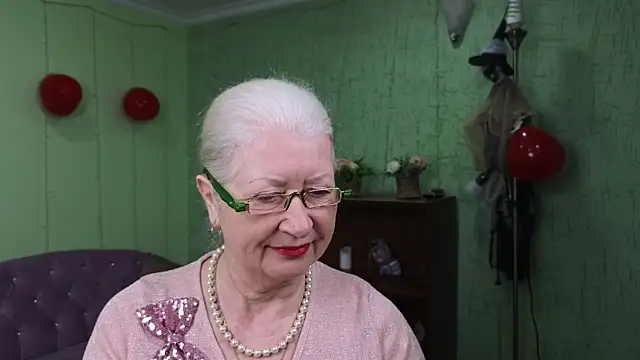 Maya Mayflower online show from March 10, 2025, 6:16 am