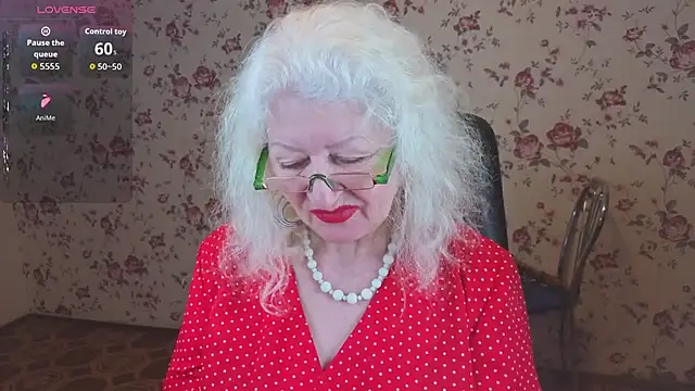 Maya Mayflower online show from February 5, 2026, 3:00 am