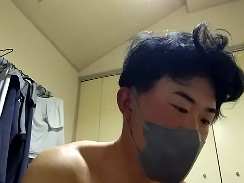 Snapshot of taaaaaa- chatting on March 19, 2026, 2:32 pm taaaaaa- online show from March 19, 2026, 2:32 pm