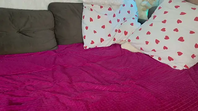 Anya-Sweet online show from September 24, 2025, 6:11 pm