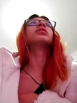 KratosAfroditacs online show from March 18, 2025, 12:05 am