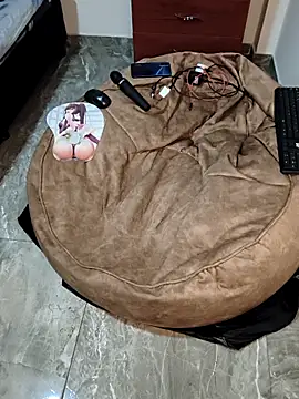 KratosAfroditacs online show from April 23, 2026, 8:02 am