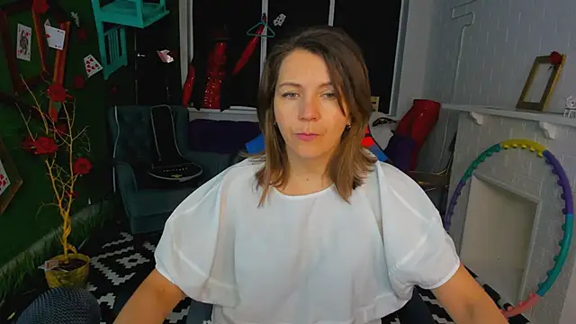 NicoleHitman online show from March 5, 2025, 9:49 am