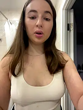 AlisaQSky online show from November 18, 2025, 10:09 am