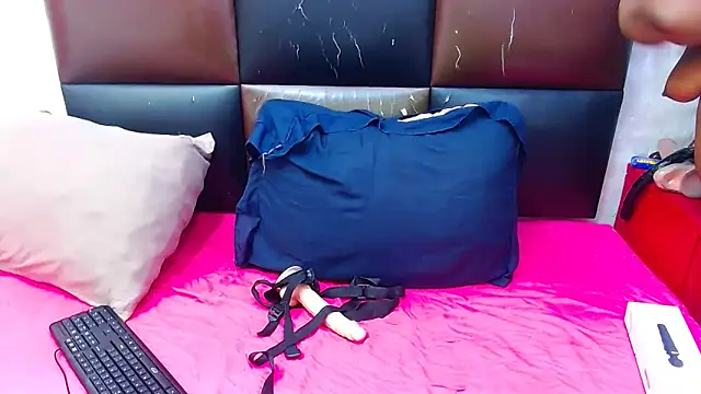 DarkEngelASS online show from February 14, 2026, 4:31 am