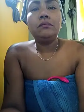 Ariana Rodriguez online show from November 1, 2025, 3:25 pm