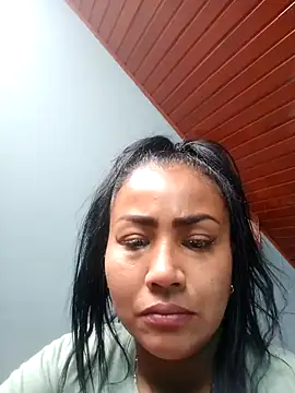 Ariana Rodriguez online show from November 17, 2025, 11:49 am