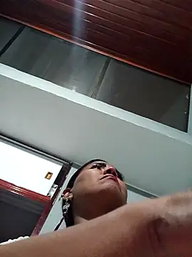 Ariana Rodriguez online show from April 14, 2026, 3:01 am