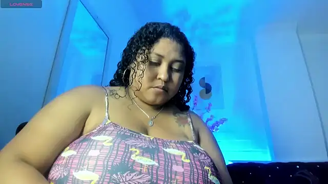 Ayliinn  online show from April 12, 2026, 12:48 am