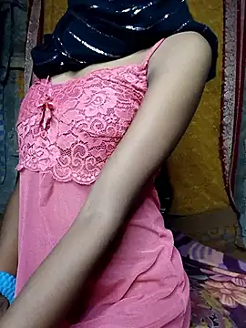 Cutesoma01 online show from September 8, 2025, 5:12 pm