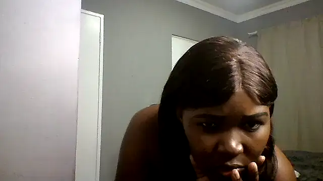 prettymonalisaRSA online show from April 21, 2026, 4:01 pm