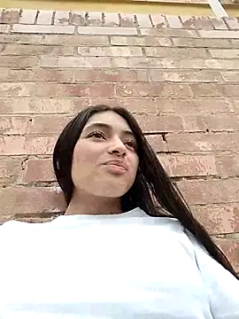 Valen Person online show from March 16, 2025, 6:34 pm