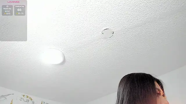 Cristal Velle online show from February 16, 2026, 12:45 pm