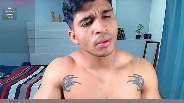 Apolotherock online show from November 4, 2025, 9:03 pm