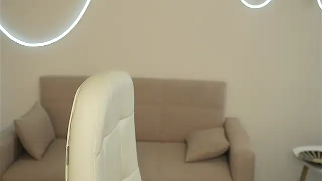 CathrynCovil online show from March 23, 2025, 7:09 am