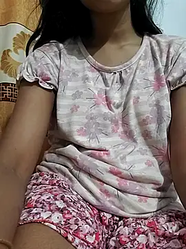 sexy-trisha1 online show from October 15, 2025, 4:18 pm