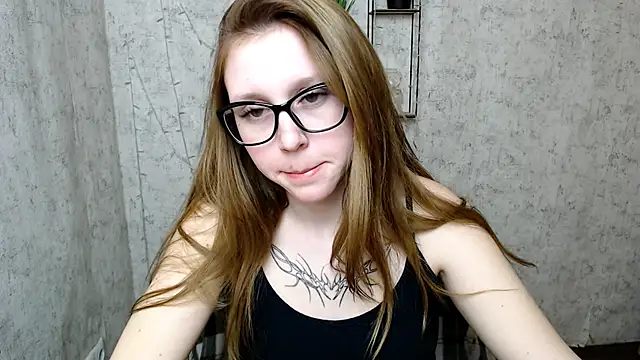 Snapshot of _MiraGold_ chatting on March 15, 2025, 4:54 pm MiraGold online show from March 15, 2025, 4:54 pm