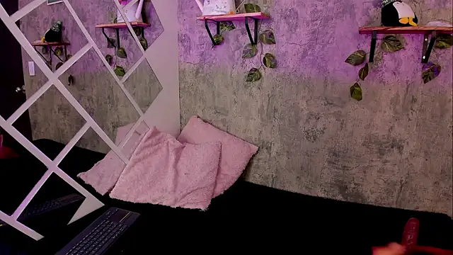 Devil AliceXo online show from March 17, 2025, 8:40 pm