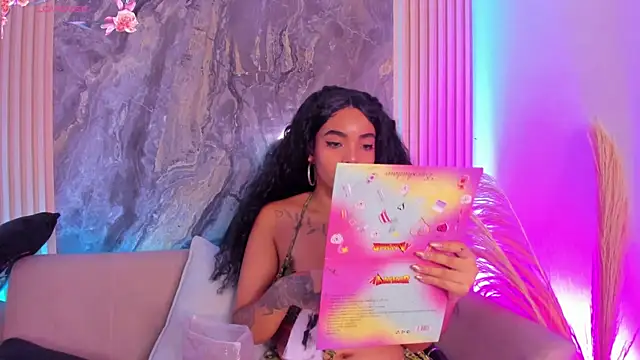 SarahLynn7 online show from October 16, 2025, 11:39 pm