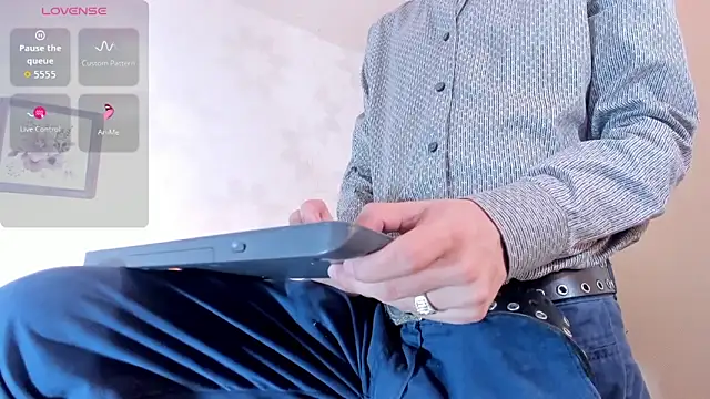 dads rider online show from November 24, 2025, 6:40 pm