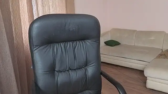 Wane Witch online show from October 12, 2025, 4:11 am