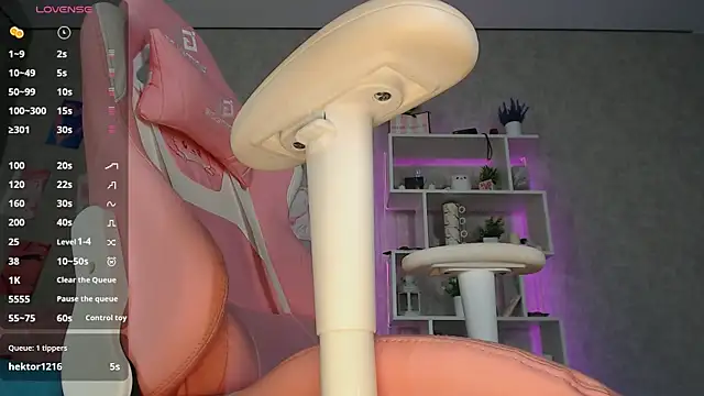 Cassie Scott online show from September 9, 2025, 4:12 am