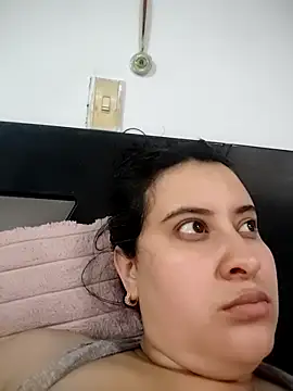 mialorents online show from February 3, 2026, 2:53 am