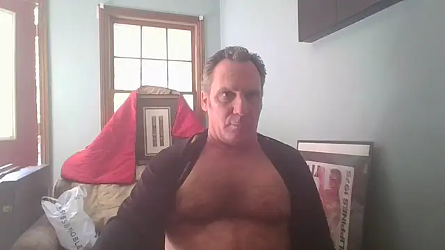 Snapshot of HunkofRock chatting on May 13, 2026, 1:30 pm HunkofRock online show from May 13, 2026, 1:30 pm