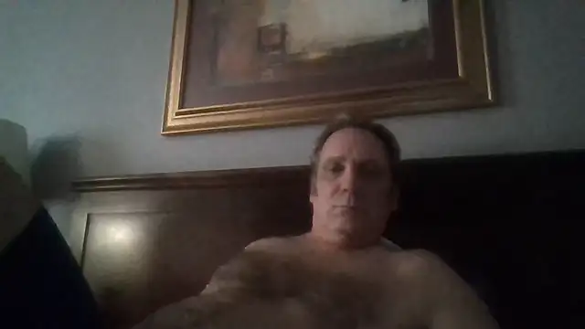 Snapshot of HunkofRock chatting on June 9, 2026, 4:51 pm HunkofRock online show from June 9, 2026, 4:51 pm