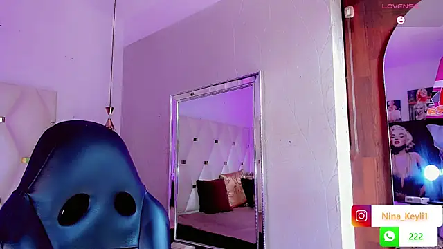 Nina Keyli online show from December 14, 2025, 7:29 pm