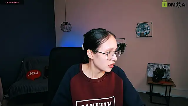 mona cloud online show from March 16, 2025, 12:22 pm