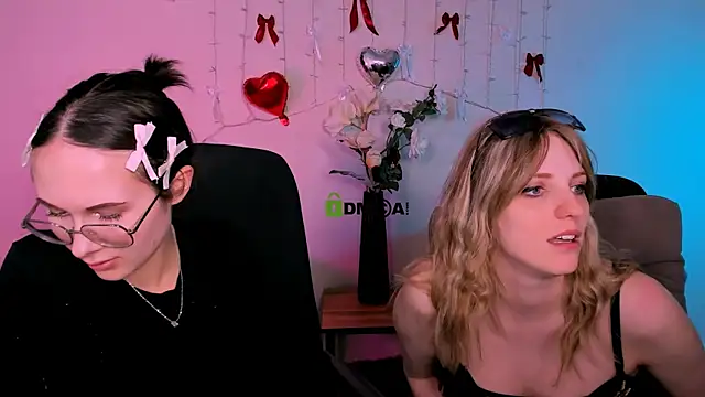 mona cloud online show from April 13, 2026, 8:36 pm