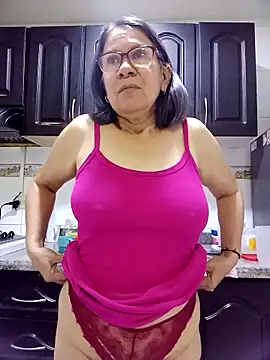 victoria wayne online show from April 20, 2026, 10:07 am