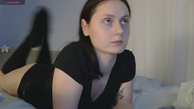 belle ame online show from November 11, 2025, 8:42 pm