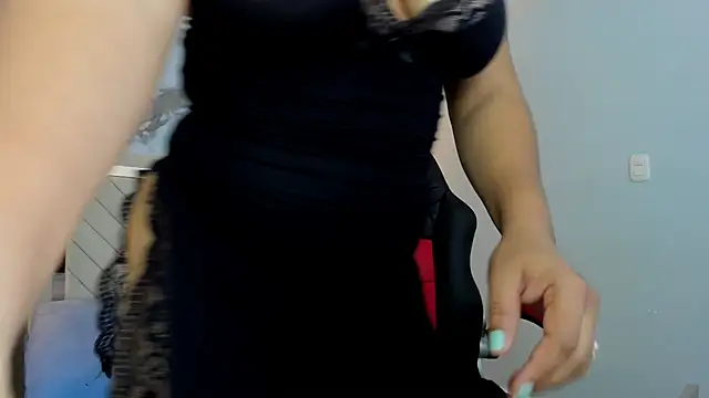 lisa prescot online show from March 18, 2026, 1:03 pm