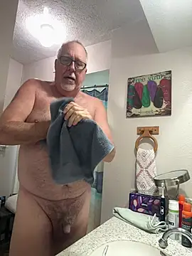 superbearboss online show from April 22, 2026, 6:42 pm