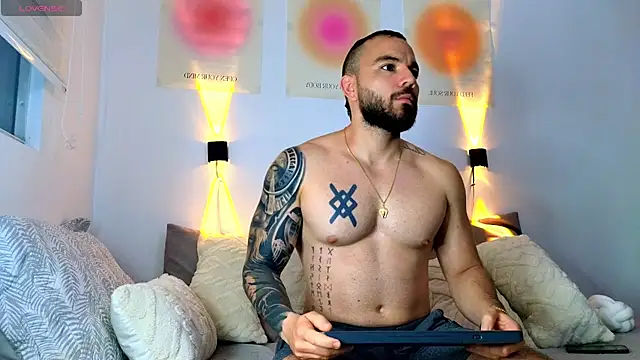 Isaac Carter online show from March 6, 2025, 10:52 am