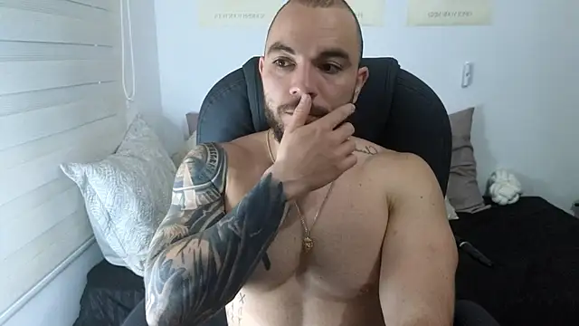 Isaac Carter online show from October 22, 2025, 11:21 am