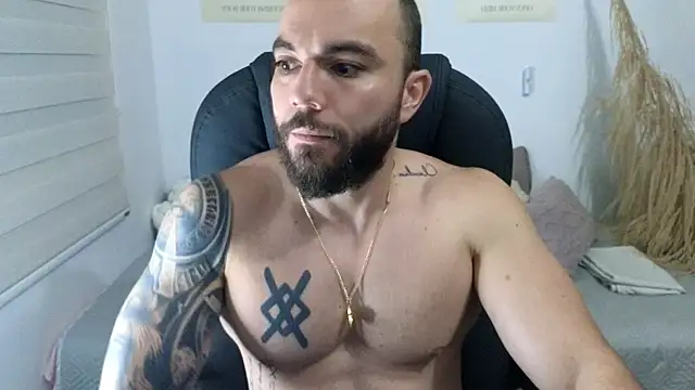 Isaac Carter online show from December 3, 2025, 11:08 am