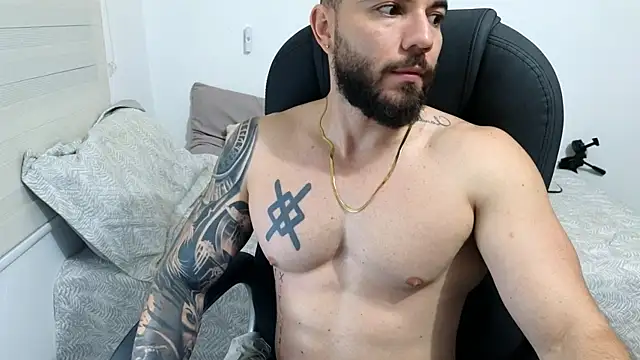 Isaac Carter online show from April 21, 2026, 10:54 am