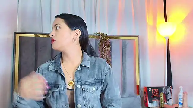 AvaX 777 online show from February 2, 2026, 8:18 pm