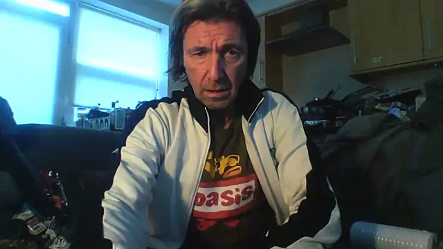 Snapshot of Grower_and_shower chatting on November 17, 2025, 11:49 am Grower and shower online show from November 17, 2025, 11:49 am