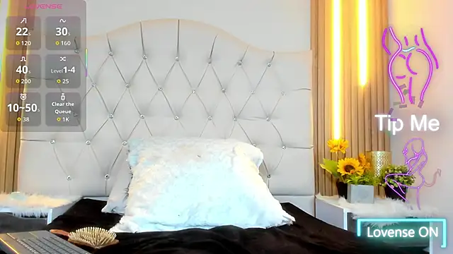 Alexa Bravva online show from November 10, 2025, 4:44 am