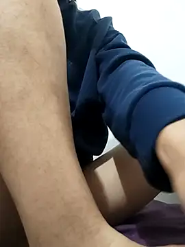 saraaxx1 online show from February 9, 2026, 4:55 pm