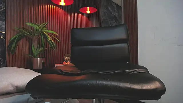  bunnyboy  online show from March 18, 2025, 11:42 pm